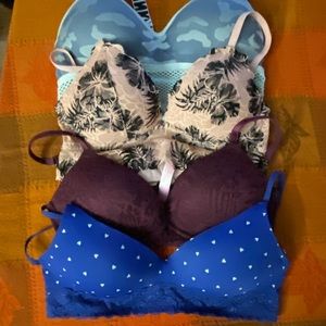 Victoria’s Secret bralette bundle small